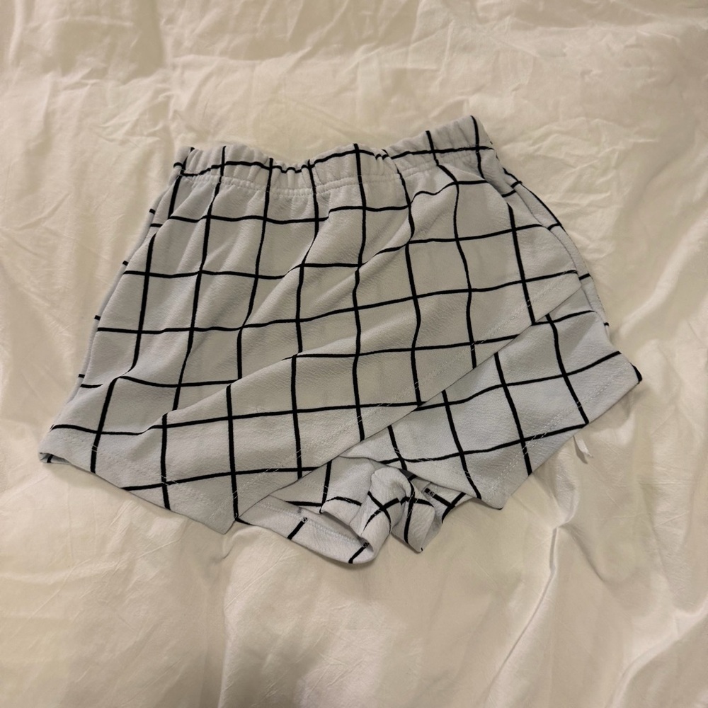 SHEIN Black Grid Windowpane White Elastic Waist Skort